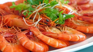 Luộc tôm cứ bỏ thêm nắm lá này vào, tôm đỏ au, ngọt thịt, ai nấy đều khen tấm tắc