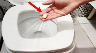 Thả 1 tép tỏi vào bồn cầu: Công dụng tuyệt vời khiến ai cũng kinh ngạc