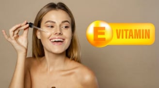 Sản phẩm chứa vitamin E có tác dụng gì trong việc phục hồi da?