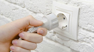 5 thiết bị điện tử tốn điện số 1, dùng xong nhớ rút phích cắm