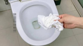 Dùng giấy vệ sinh xong nên vứt vào thùng rác hay bồn cầu?