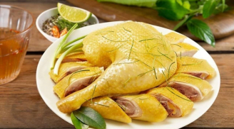 Thịt gà luộc nước lã dễ tanh lại đỏ, đây mới là cách luộc gà vàng da, ngọt thịt không cần mì chính