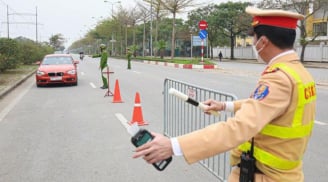 Từ 1/1/2025, mức phạt người điều khiển xe ô tô vi phạm quy tắc giao thông đường bộ