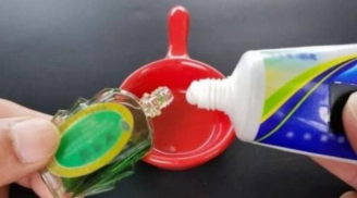 Trộn dầu gió với kem đánh răng: Mẹo hay lợi đủ đường, nhiều người không biết mà áp dụng