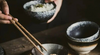 Phúc phần của nửa đời người nhiều hay ít, nhìn vào bát cơm là biết rõ