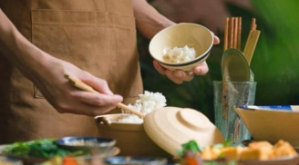 Vì sao người xưa kiêng kỵ xới cơm một lần? Lý do nhiều người không biết