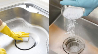 Lấy muối đổ vào bồn rửa bát, giải quyết vấn đề nhà nào cũng gặp