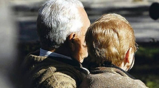 Về già, cha mẹ mẫu mực không nói 3 lời này với các con, nhất là câu đầu tiên