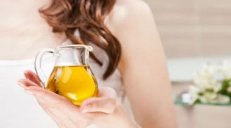 Công thức dầu ô liu & trứng cứu cánh mái tóc khô gãy, hư tổn quanh năm