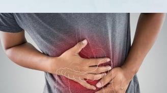 Táo bón và đi ngoài ra máu: Dấu hiệu cảnh báo ung thư giai đoạn cuối bạn không thể bỏ qua