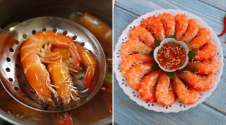 Luộc tôm cùng nắm lá này, tôm lên màu đỏ au, thịt ngọt thơm