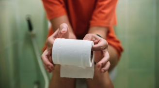 2 dấu hiệu ít người biết khi đi vệ sinh có thể là triệu chứng của 'kẻ giết người thầm lặng'