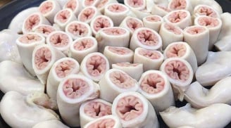Sử dụng lòng lợn không đúng cách có thể gây hại sức khỏe nghiêm trọng, chuyên gia cảnh báo