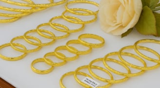Vàng SJC cán mốc 122 triệu đồng/lượng, chênh thế giới gần 16 triệu: Có gì đang diễn ra?