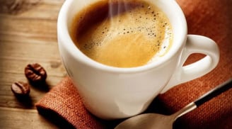 Buổi sáng uống cà phê thay bữa sáng có tốt không?