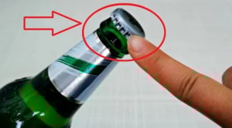 Cách bật nắp chai bia cực nhanh không cần dụng cụ – Bí mật nằm ở điểm nhỏ ít ai biết