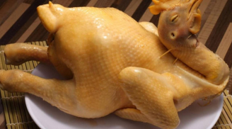 Luộc gà theo cách này: Da vàng óng, thịt ngọt đậm, không tanh không đỏ, ai ăn cũng khen