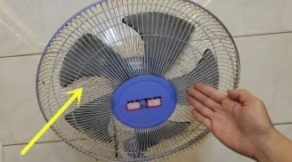 Quạt điện bám đầy bụi, làm theo cách này, không cần tháo khung vẫn sạch bóng