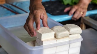 Mua đậu phụ nên chọn miếng 'ngoài rìa' hay 'ở giữa'? 90% người nội trợ đang làm sai cách