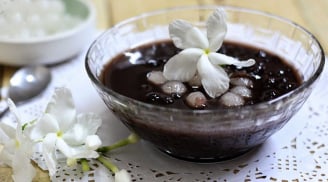 Nấu chè đỗ đen chỉ bỏ đường thôi là dại: Làm thêm bước này chè bùi ngậy, nhanh nhừ rút ngắ thời gian nấu