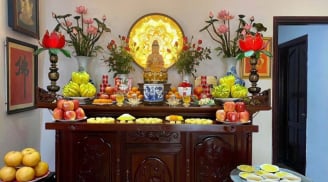 Người giàu luôn đặt bình hoa bên trái bàn thờ khi thắp hương: Đặt bên phải thì sao?