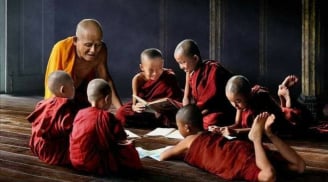 Lời nói sắc như dao: 3 câu nói tưởng bình thường nhưng 'sát thương' cao, người giàu phúc không bao giờ nói