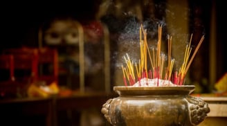 Khi thắp hương thường dùng 1, 3, 5 nén. Khi nào thi dùng 2 nén, rất nhiều người không biết