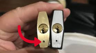 Các ổ khóa đều có 1-2 lỗ nhỏ, để làm gì? Rất nhiều người chưa biết dùng chúng