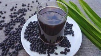 Uống nước đỗ đen rang rất tốt nhưng không dành cho 5 nhóm người này