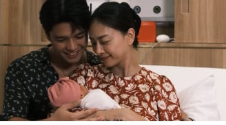 'Đả nữ' Ngô Thanh Vân sinh con đầu lòng ở tuổi U50 sau hành trình mang thai khó