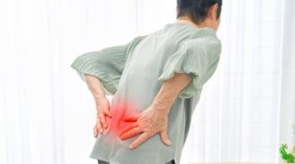 Người bệnh xương khớp dễ tái phát trong ngày mưa bão: 4 cách giảm đau nhức nhanh chóng nhất