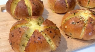 Cách làm bánh mì nướng bơ tỏi phô mai, béo mặn ngọt thơm ngon