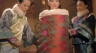 Trước khi được thị tẩm, phi tần triều Thanh phải để thái giám quấn chăn quanh người, vì sao lại phải làm như vậy?