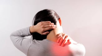 4 kiểu đau vai cảnh báo ung thư nguy hiểm: Đừng chủ quan nghĩ chỉ là bệnh xương khớp
