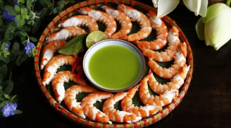 Mẹo luộc tôm không cần nước dễ bóc vỏ - đỏ au, hết tanh