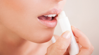 7 cách tẩy da chết môi đơn giản, tiết kiệm