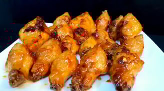 2 phần thịt gà thơm béo, nhiều người thích nhưng ăn nhiều dễ rước bệnh vào thân