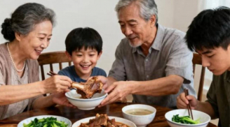 Anh chị em xa cách: Gốc rễ không phải ghét nhau, mà do cha mẹ thiên vị từ nhỏ