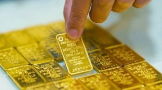 Giá vàng hôm nay 4/11: Vàng miếng bật tăng mạnh, vượt mốc quan trọng
