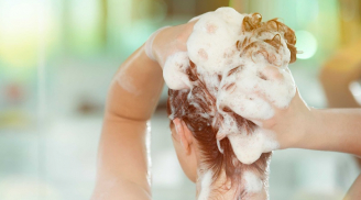 3 thói quen tưởng tốt nhưng lại khiến tóc yếu, gàu nhiều và dễ gãy rụng