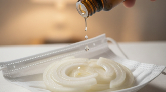 Không thể tin được: Nhỏ vài giọt dầu gió vào hành tây, hiệu quả đuổi muỗi, ngủ ngon gấp 10 lần 'vàng mười'