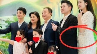 Hoa hậu Đỗ Mỹ Linh lại lộ vòng bụng lùm lùm