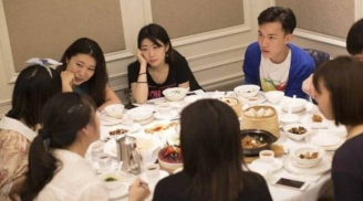 Bị hỏi “lương tháng bao nhiêu?”, người EQ cao trả lời khéo léo thế nào để không mất lòng ai