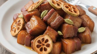 Thịt lợn kho mềm thơm, không tanh: Thêm 1 gia vị là cả nhà mê mẩn