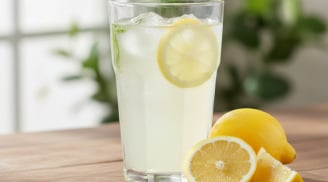 Uống nước chanh mỗi sáng: Thói quen vàng hay ‘con dao hai lưỡi’ với sức khỏe?