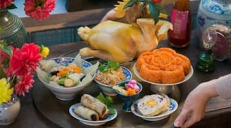 Mùng 1 âm lịch: Thắp hương xong nên hạ ngay 3 thứ này để giữ phúc, giữ tài, tránh hao lộc