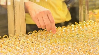 Giá vàng hôm nay 24/12/2025: Vàng miếng SJC và nhẫn trơn tăng mạnh, lập đỉnh theo thế giới