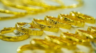 Giá vàng hôm nay 2/1: Lao dốc 7 triệu đồng/lượng so với đỉnh, thấp nhất 5 tuần