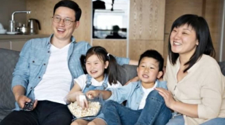 8 điều cha mẹ tuyệt đối không nên chia sẻ với con, kể cả khi gia đình hạnh phúc