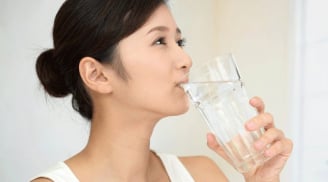5 khung giờ vàng nên bổ sung nước mỗi ngày để đào thải độc tố, bảo vệ sức khỏe